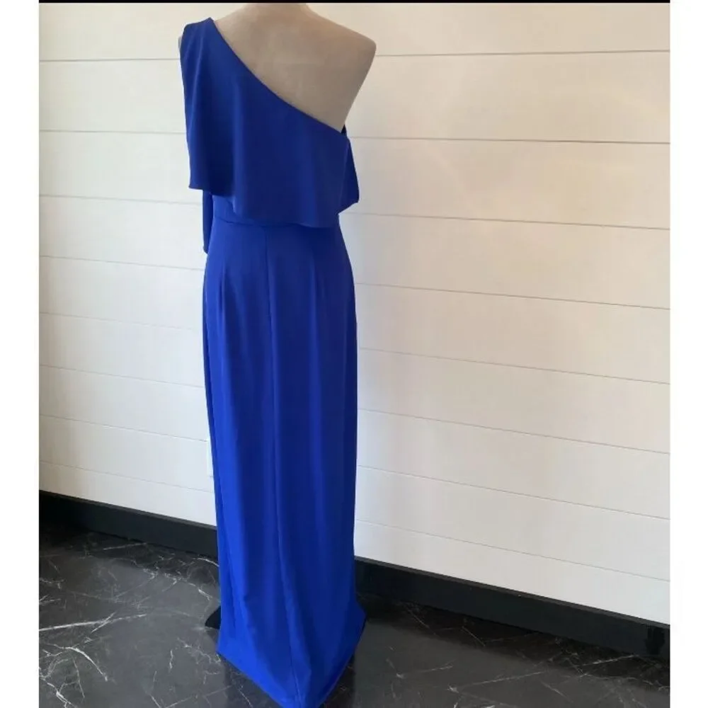 Halston Prussian Blue Joelle One-Shoulder Fluid Crepe Gown Size 2 NWT